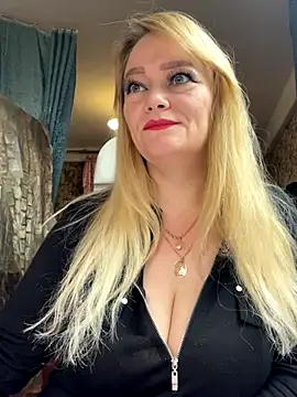 Sweet-blonde online show from 11-17-25, 12:31