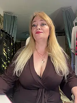 Sweet-blonde online show from 07-14-26, 11:00