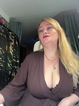 Sweet-blonde online show from 03-12-26, 06:12