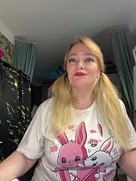 Sweet-blonde online show from 04-22-26, 09:10