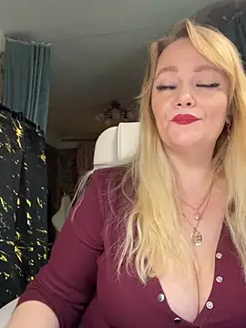 Sweet-blonde online show from 04-30-26, 07:32