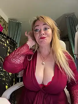Sweet-blonde online show from 07-13-26, 10:31