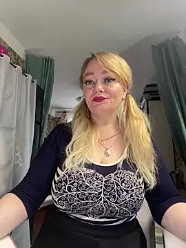 Sweet-blonde online show from 03-09-26, 01:36