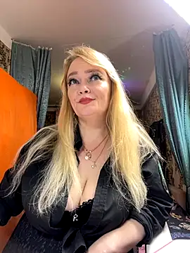 Sweet-blonde online show from 11-02-25, 08:36