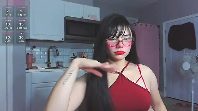 Snapshot of LunaMilav chatting on 10-16-25, 11:46 LunaMilav online show from 10-16-25, 11:46