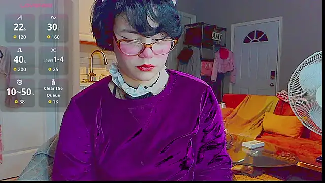 Snapshot of LunaMilav chatting on 10-04-25, 02:24 LunaMilav online show from 10-04-25, 02:24