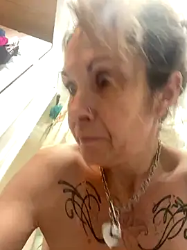 karmaduewid online show from 09-23-25, 09:05