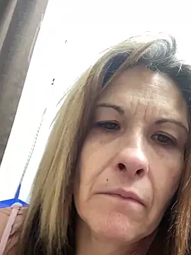 karmaduewid online show from 09-24-25, 07:04