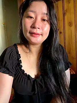 violet-00 online show from 10-13-25, 12:56