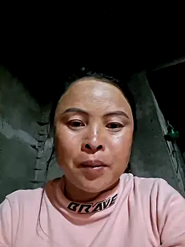 xuxulovezz online show from 02-15-26, 12:04