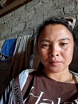 xuxulovezz online show from 10-12-25, 05:09