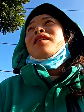 xuxulovezz online show from 11-25-25, 12:55