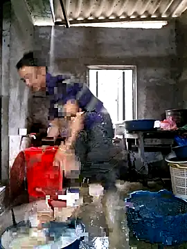 xuxulovezz online show from 11-10-25, 05:23