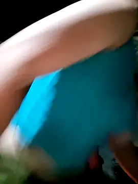 xuxulovezz online show from 10-20-25, 11:44