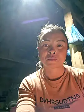 xuxulovezz online show from 10-15-25, 12:24