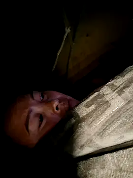 xuxulovezz online show from 04-18-26, 01:13