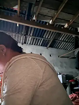 xuxulovezz online show from 04-17-26, 12:30