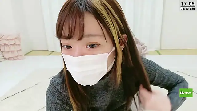 Snapshot of --rino-- chatting on 03-12-26, 08:07 --rino-- online show from 03-12-26, 08:07