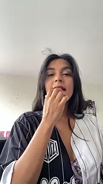 Selene Wings22 online show from 12-20-25, 09:39