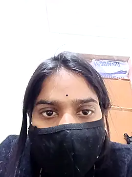 Snapshot of ROSHNI-744 chatting on 10-27-25, 11:33 ROSHNI-744 online show from 10-27-25, 11:33