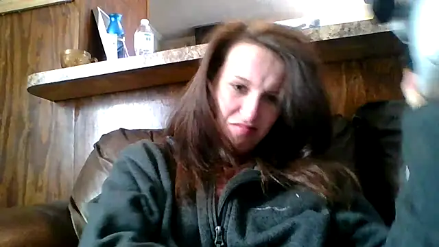 brunettebabexo3 online show from 01-19-26, 04:00