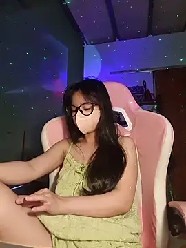 Helen-Tran online show from 03-07-26, 02:18