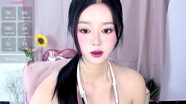 Nelly520 online show from 11-27-25, 02:06