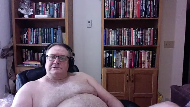Snapshot of Vinyl22@xh chatting on 07-19-26, 06:48 Vinyl22xh online show from 07-19-26, 06:48