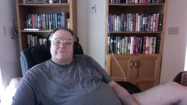 Vinyl22xh online show from 06-06-26, 08:47