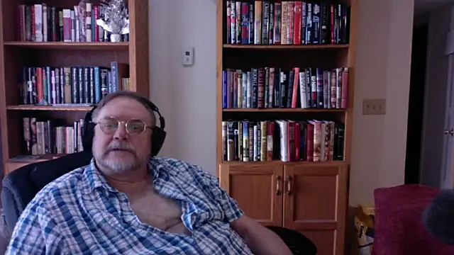 Vinyl22xh online show from 03-06-26, 09:21