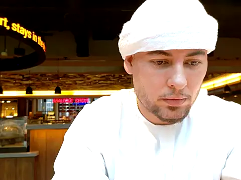 Snapshot of maximus888A chatting on 09-28-25, 12:45 maximus888A online show from 09-28-25, 12:45