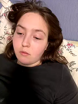 Snapshot of LOVELY_BETTY_Tq chatting on 10-03-25, 06:31 LOVELY BETTY Tq online show from 10-03-25, 06:31