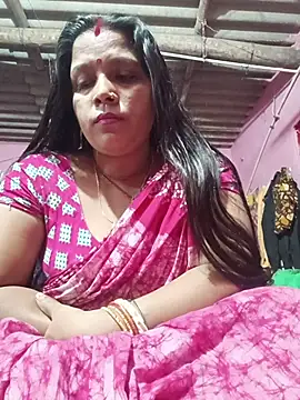 Snapshot of reya743 chatting on 11-27-25, 03:56 reya743 online show from 11-27-25, 03:56