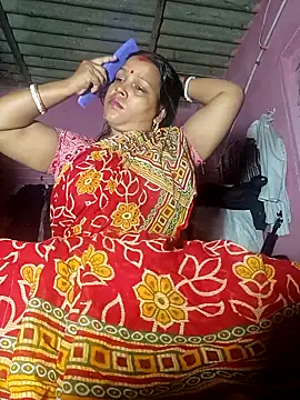 Snapshot of reya743 chatting on 11-01-25, 10:58 reya743 online show from 11-01-25, 10:58