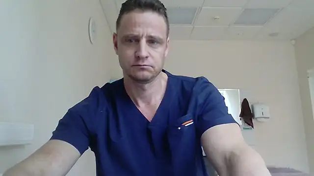 Snapshot of Freeze_Fire chatting on 10-29-25, 11:31 Freeze Fire online show from 10-29-25, 11:31