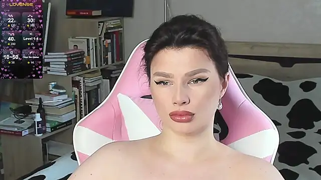 Snapshot of bbJ_one chatting on 06-15-26, 05:07 bbJ one online show from 06-15-26, 05:07