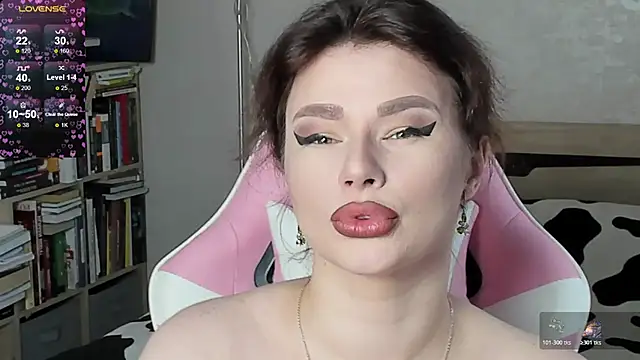 Snapshot of bbJ_one chatting on 07-25-26, 06:21 bbJ one online show from 07-25-26, 06:21