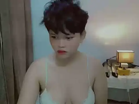 Snapshot of chennybbgirl chatting on 09-27-25, 01:28 chennybbgirl online show from 09-27-25, 01:28