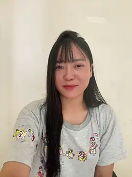 Snapshot of Be_xinh chatting on 10-07-25, 05:08 Be xinh online show from 10-07-25, 05:08