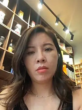 YINGZI-666 online show from 10-16-25, 08:33