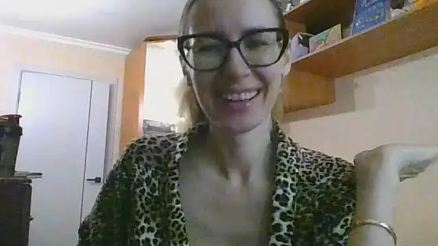 Norivann online show from 10-21-25, 09:41