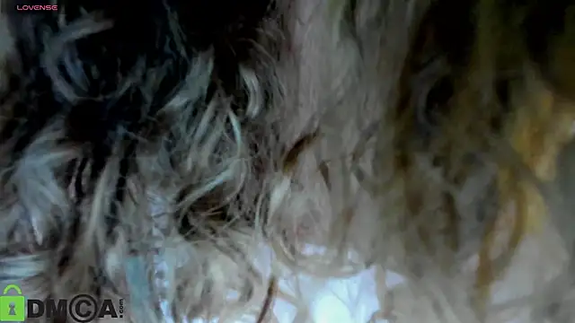 Snapshot of Elsie_Cutties chatting on 04-23-26, 01:01 Elsie Cutties online show from 04-23-26, 01:01