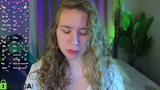 Elsie Cutties online show from 02-28-26, 01:05