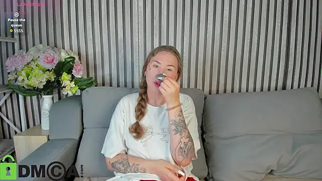 Elsie Cutties online show from 10-04-25, 01:07