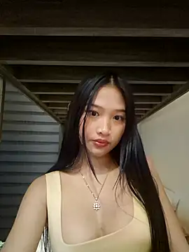 Bunny72772 online show from 10-28-25, 04:06