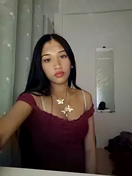 Snapshot of Bunny72772 chatting on 09-26-25, 09:49 Bunny72772 online show from 09-26-25, 09:49