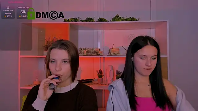 lola swon online show from 10-15-25, 07:22