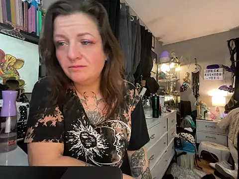 Snapshot of 88heygirlhey88 chatting on 03-10-26, 07:56 88heygirlhey88 online show from 03-10-26, 07:56