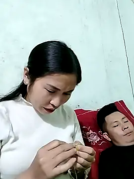 Mai4568 online show from 12-21-25, 08:49