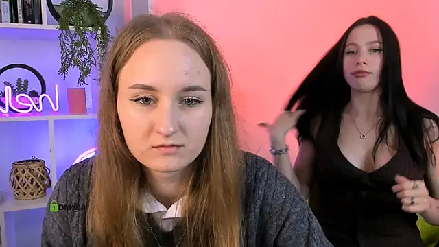 liana purr online show from 10-07-25, 01:45